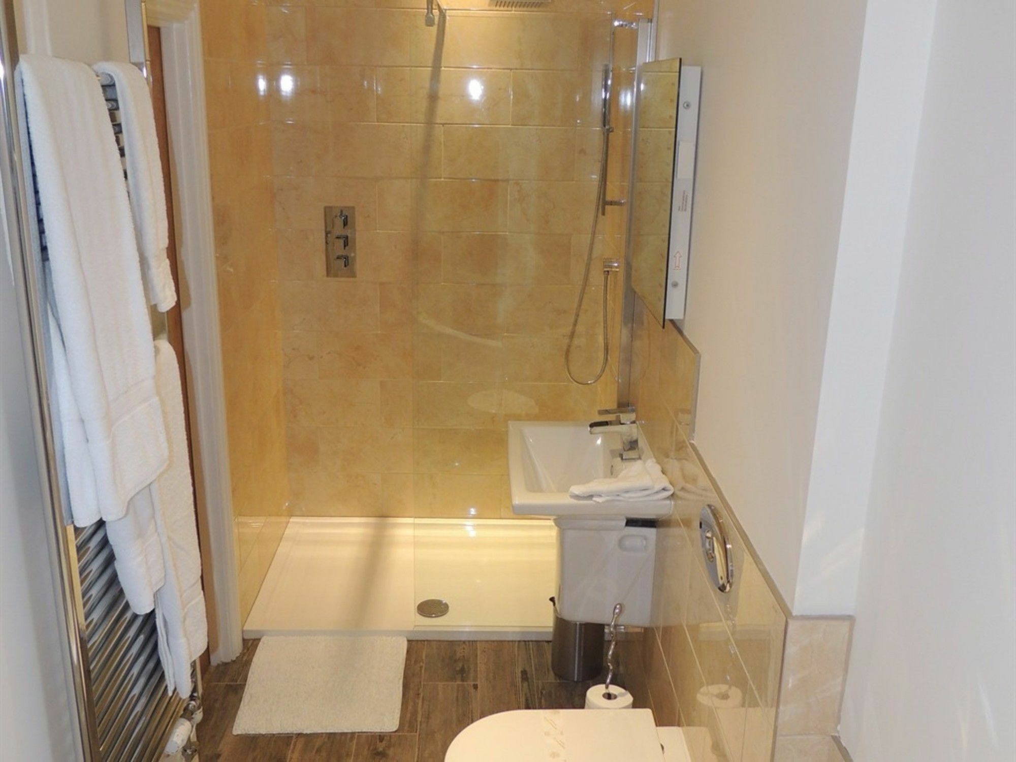 לינטון Woodlands Guesthouse מראה חיצוני תמונה